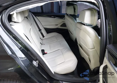 2018 BMW M550I xDrive из США, поврежденный, VIN WBAJB9C51JB035949